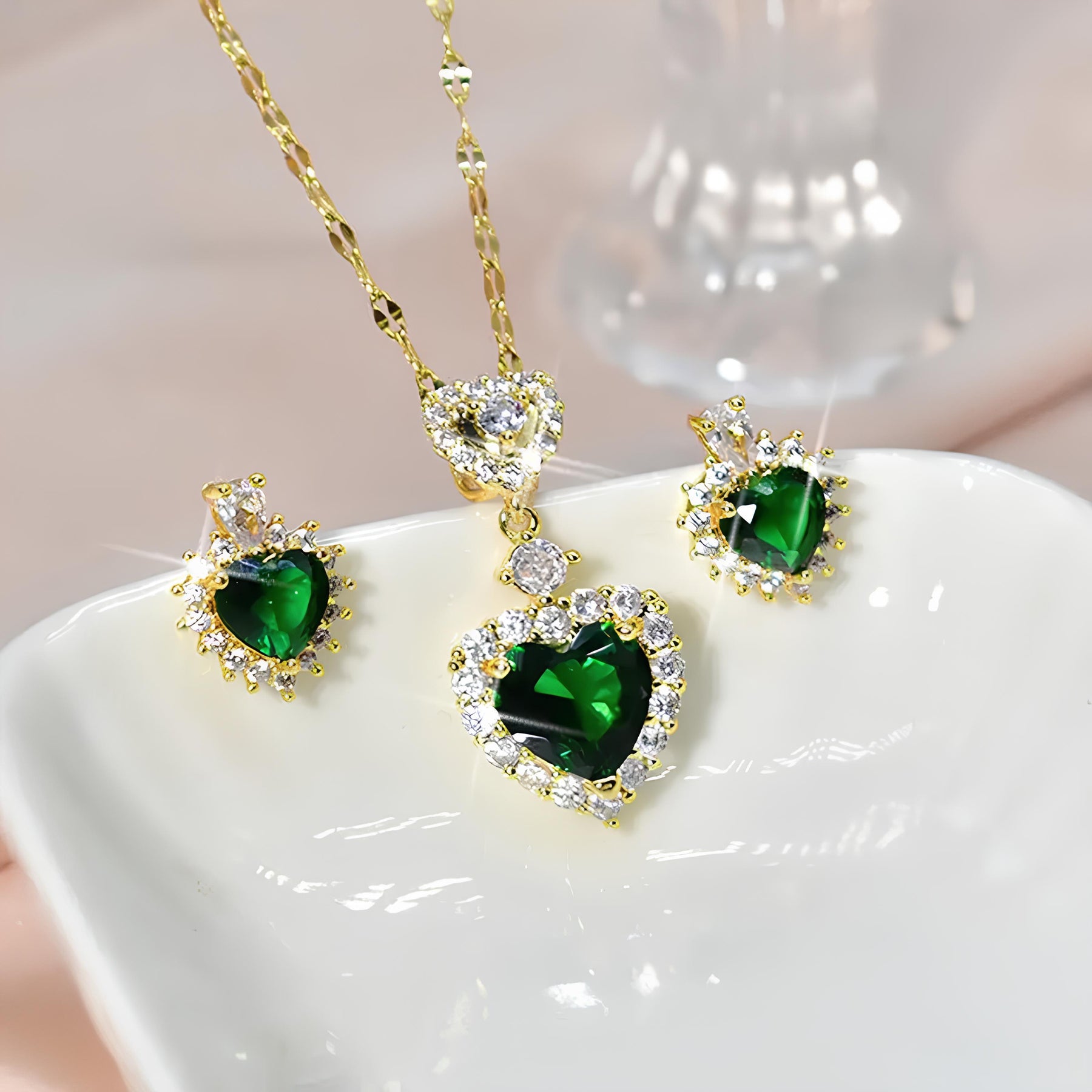 Conjunto Majestade Esmeralda Colar e Brincos