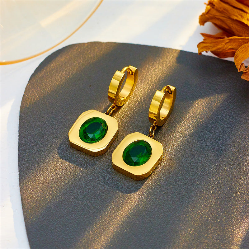 Conjunto Majestade Esmeralda – Brincos e Colar em Aço Titânio